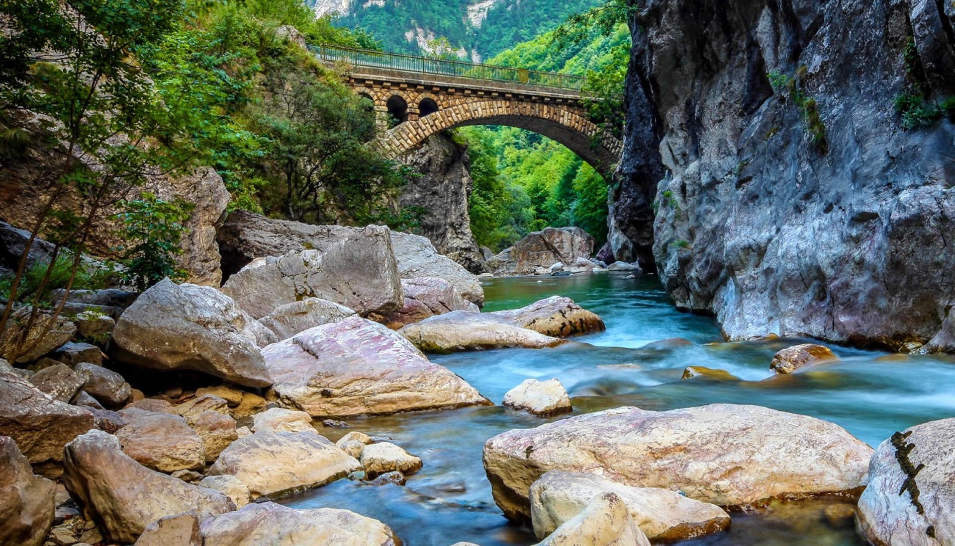Aux Sommets des Balkans